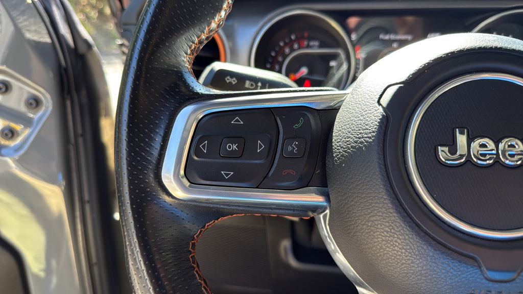 Used 2020 Jeep Gladiator Mojave AWD/4WD image 24