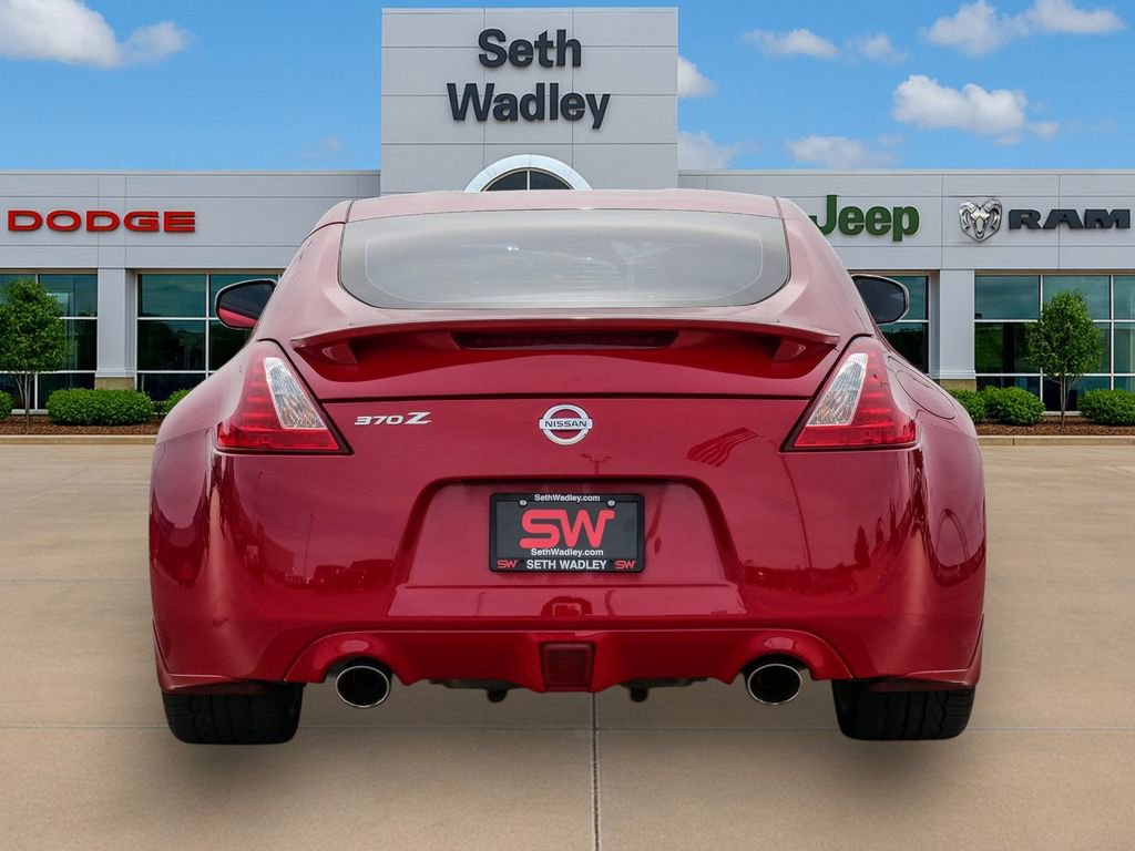 Used 2016 Nissan 370Z w/ Sport Package image 6