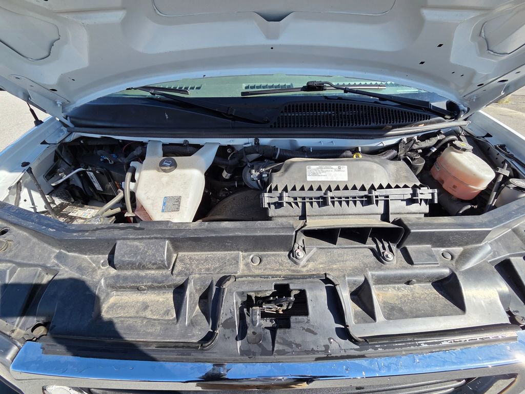 Used 2023 GMC Savana 2500 w/ Driver Convenience Package RWD image 29