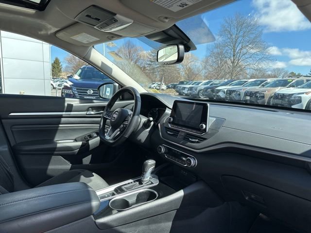 Certified 2020 Nissan Altima 2.5 SV image 17