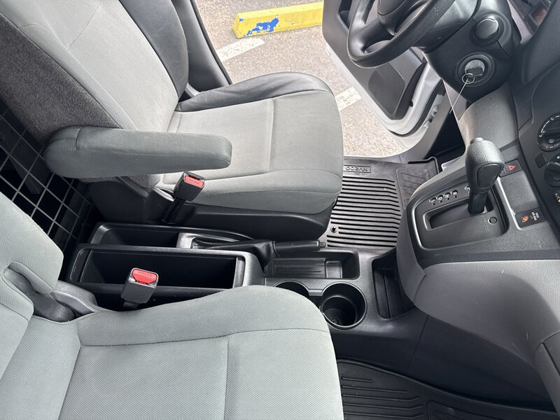 Used 2014 Nissan NV200 FWD image 30
