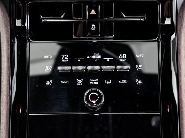 Certified 2025 Porsche Panamera 4 image 20