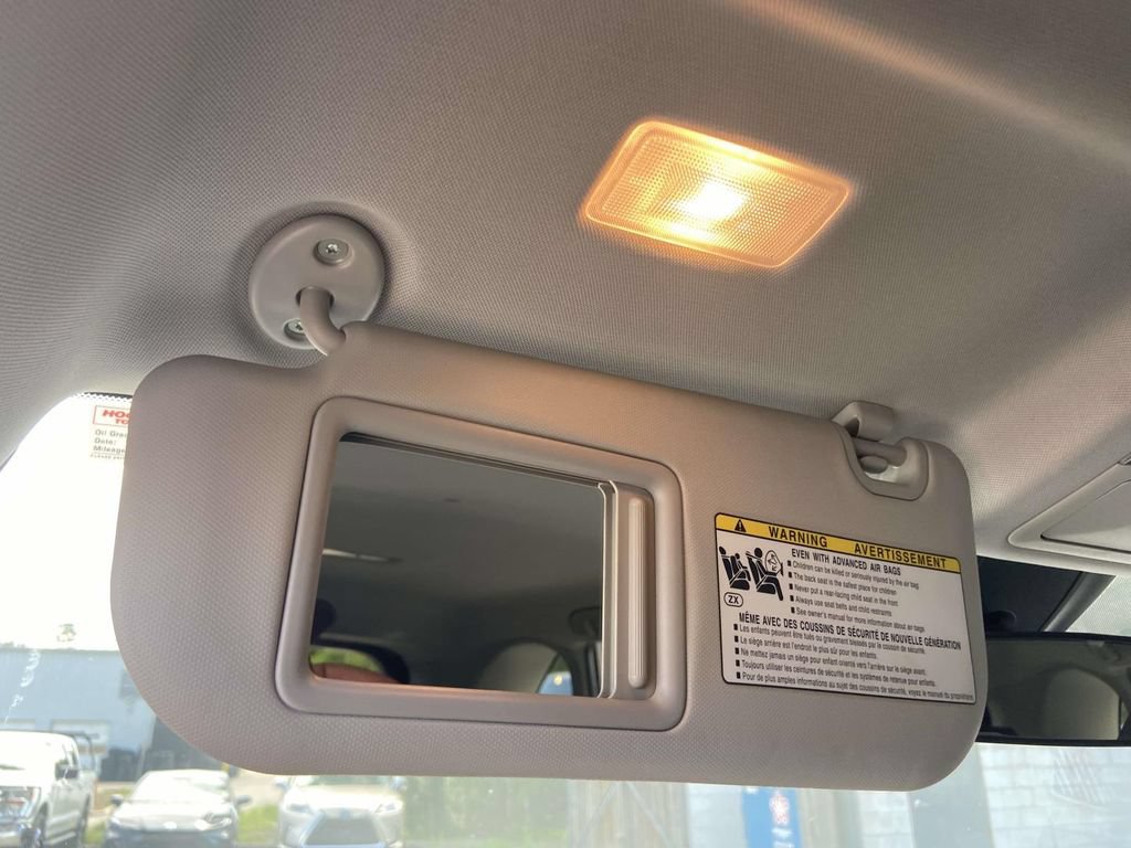 Used 2021 Toyota RAV4 XLE FWD image 28