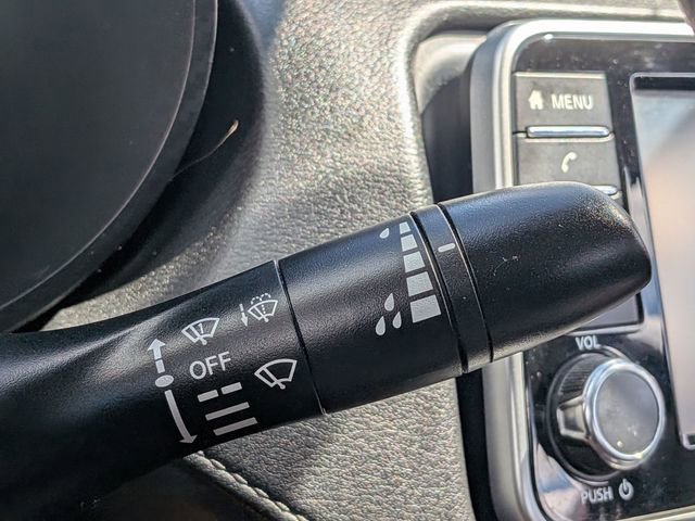Used 2020 Nissan Versa S FWD image 22