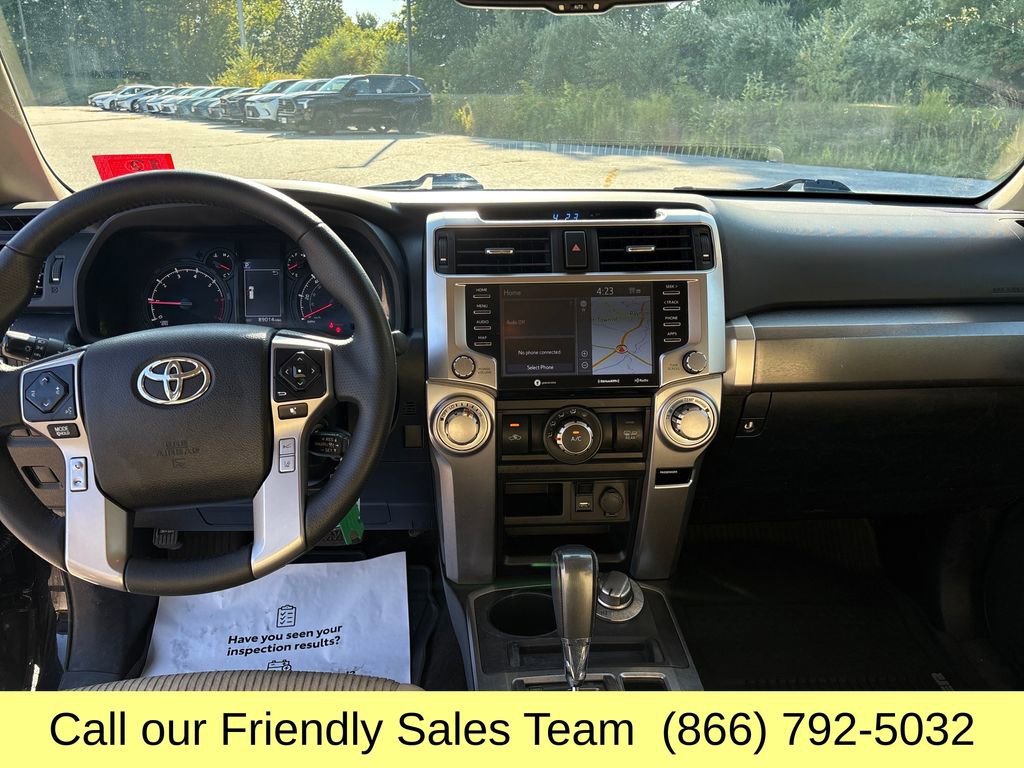 Used 2020 Toyota 4Runner SR5 image 15
