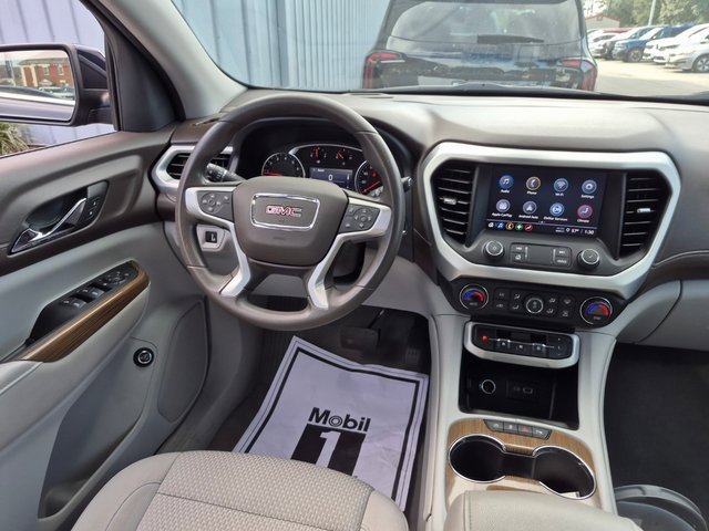 Used 2022 GMC Acadia SLE w/ Driver Convenience Package image 16