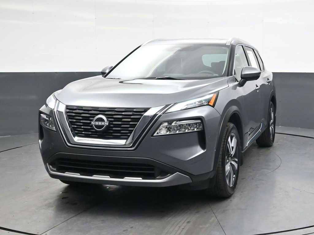 Used 2023 Nissan Rogue SL w/ SL Premium Package image 9