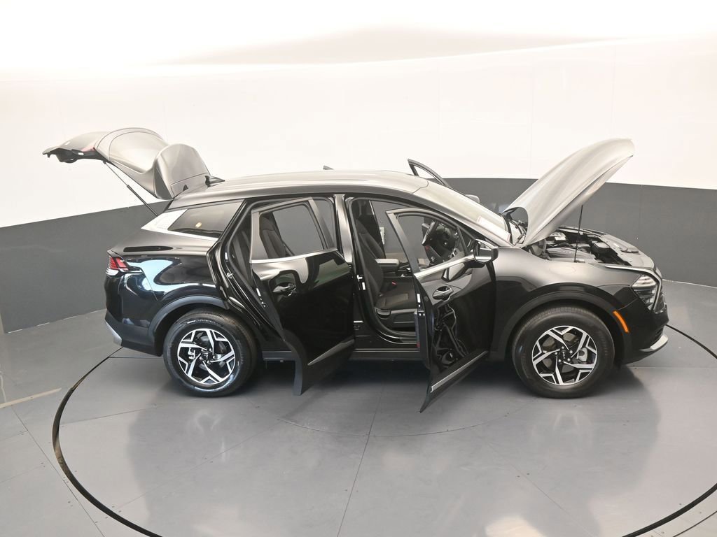 Used 2024 Kia Sportage LX image 65