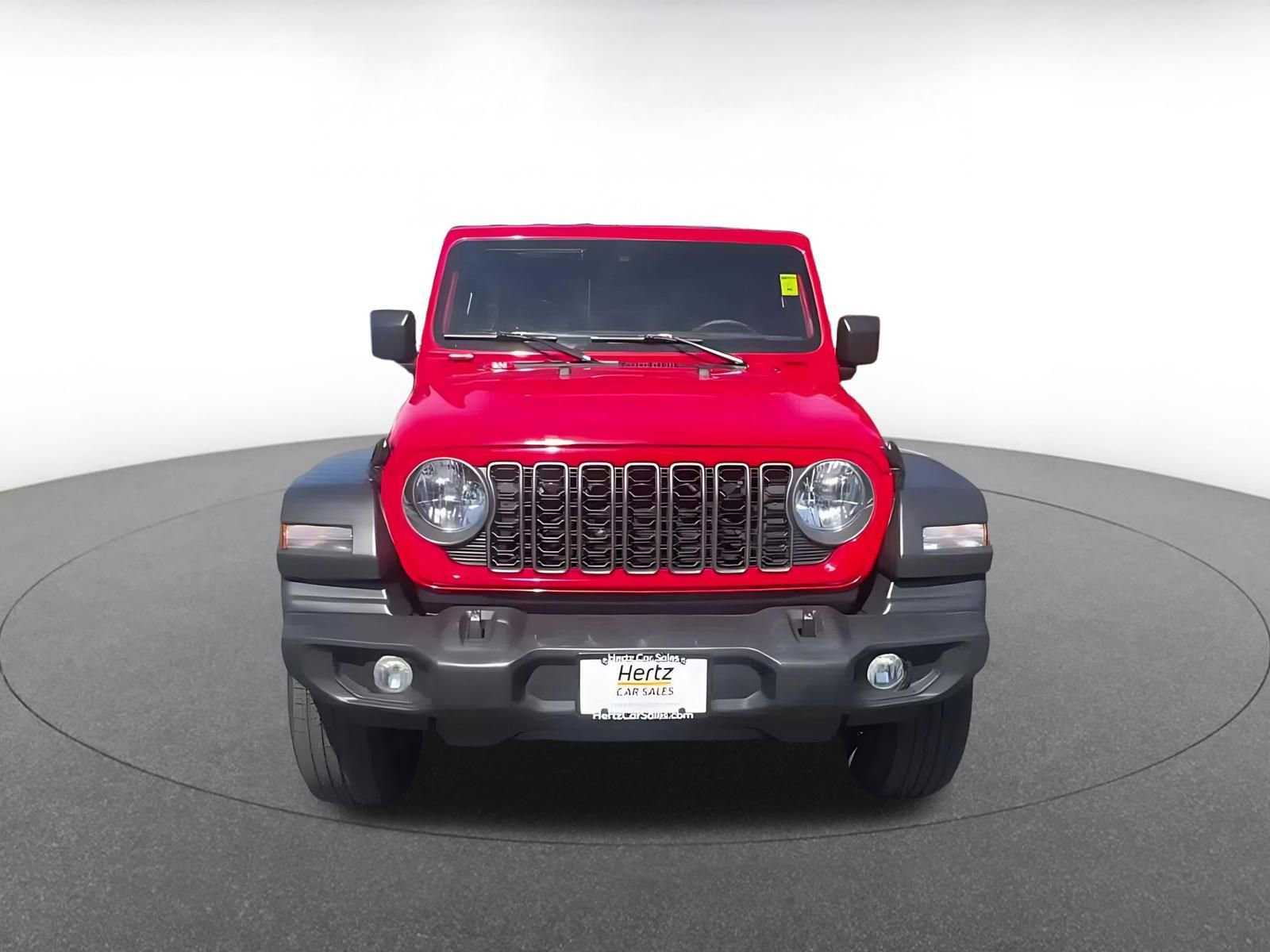 Used 2025 Jeep Wrangler Sport S image 4