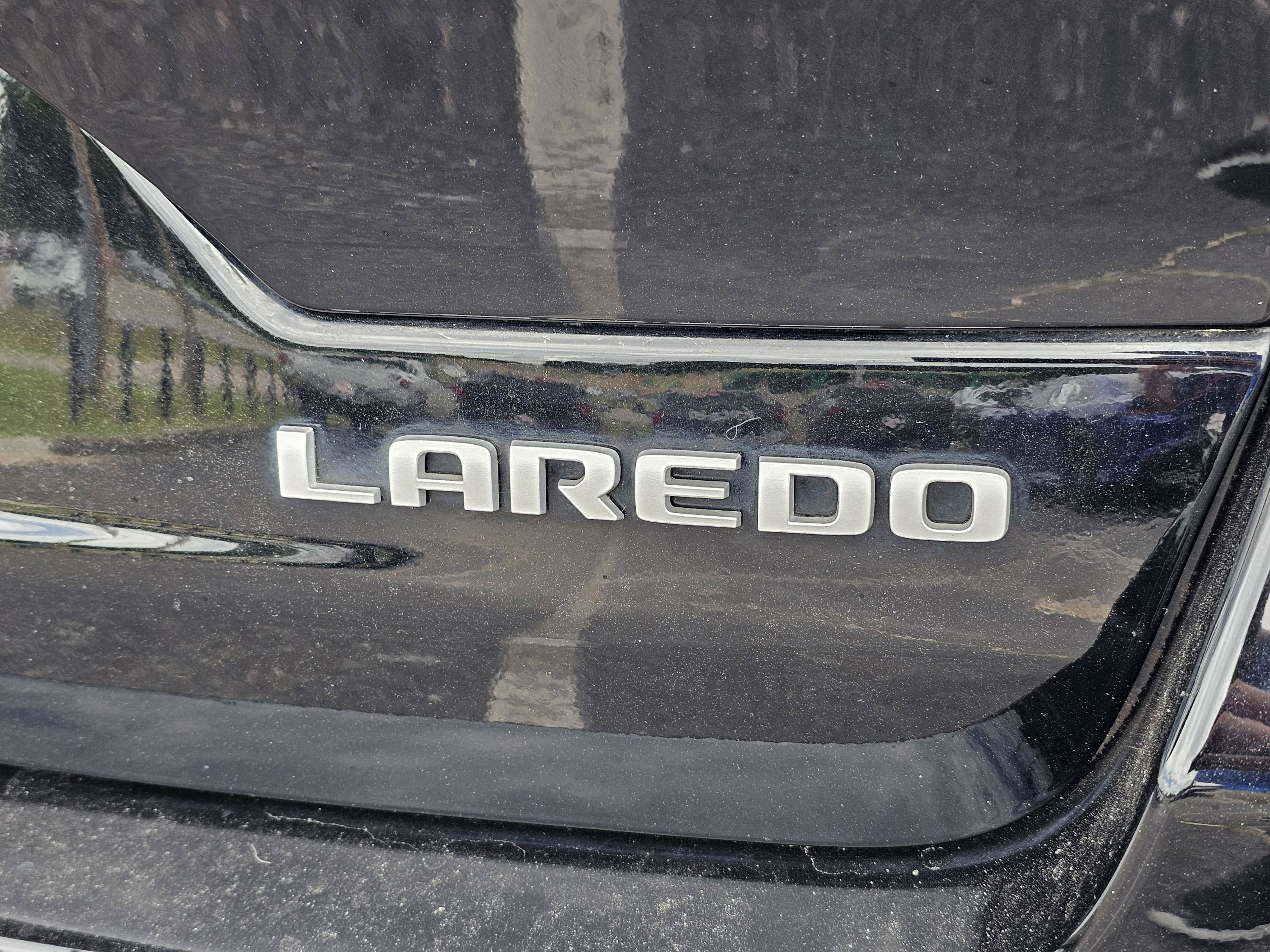 Used 2024 Jeep Grand Cherokee Laredo RWD image 10