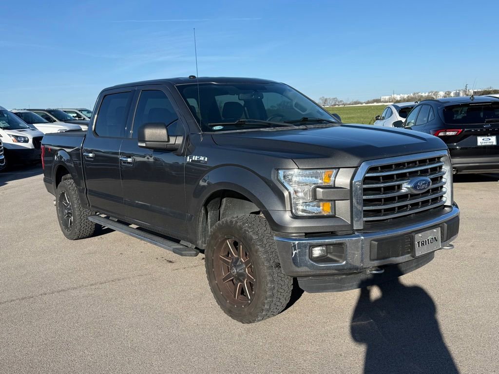 Used 2016 Ford F150 XLT w/ Equipment Group 302A Luxury image 2
