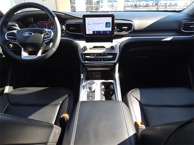 Certified 2024 Ford Explorer XLT w/ Equipment Group 202A image 11