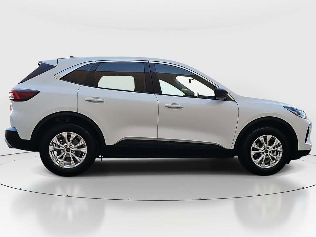 Used 2024 Ford Escape Active image 4