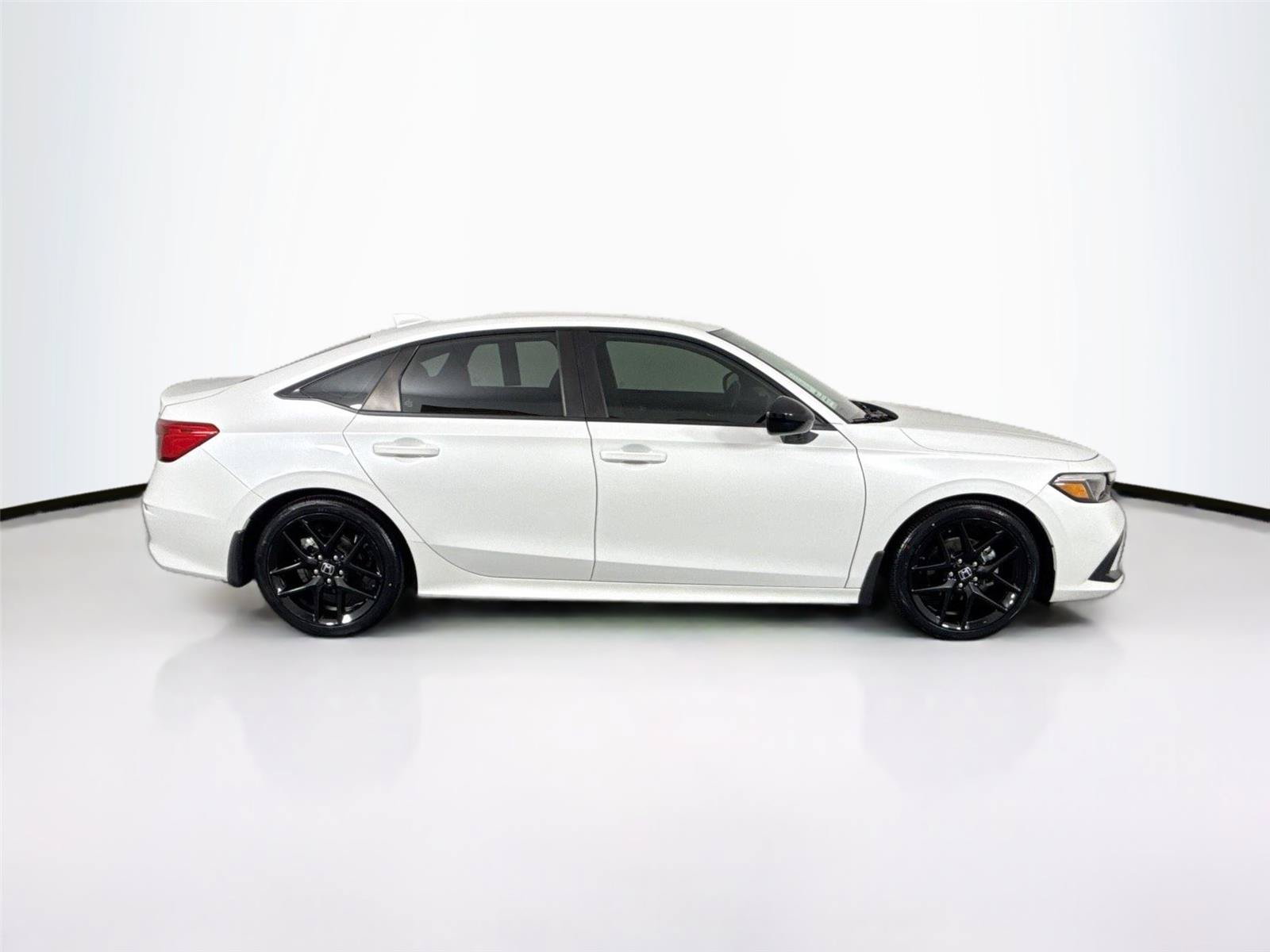 Used 2022 Honda Civic Sport image 9