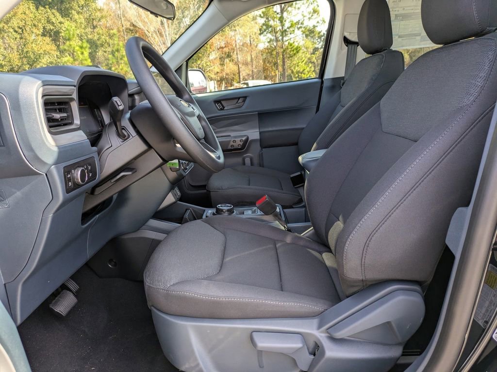 New 2025 Ford Maverick XL image 19