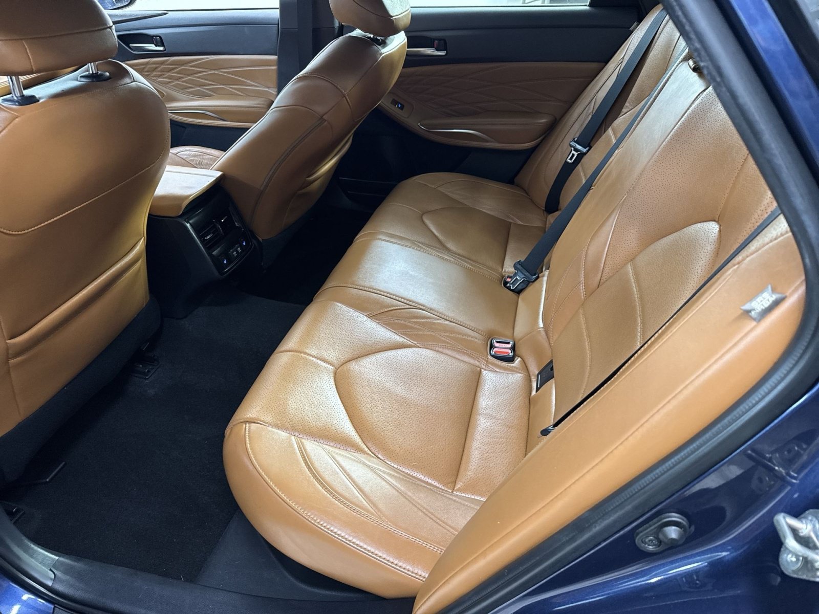 Used 2020 Toyota Avalon Limited w/ Advanced Safety Package FWD image 37