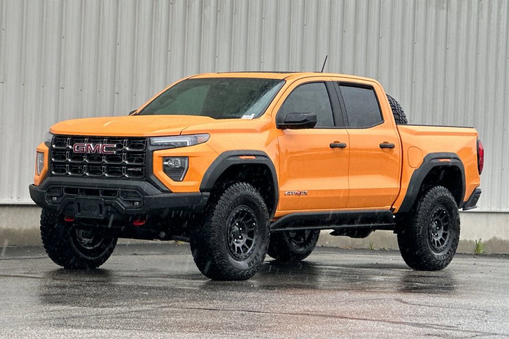 New 2026 GMC Canyon AT4X w/ AT4X AEV Edition AWD/4WD image 8