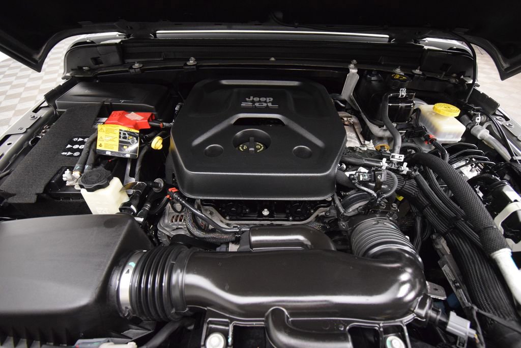 Used 2022 Jeep Wrangler Sport AWD/4WD image 34