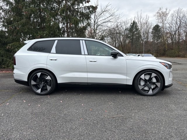 New 2025 Volvo EX90 Ultra image 8