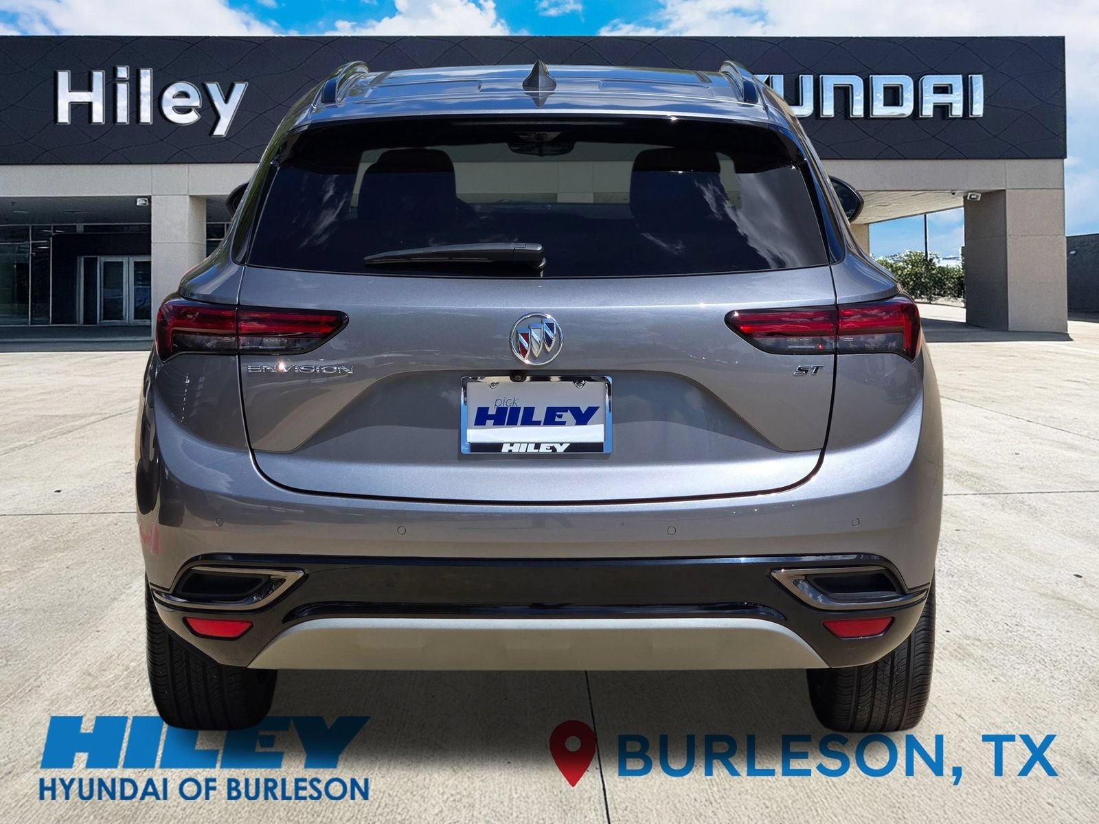 Used 2022 Buick Envision Essence w/ Technology Package II FWD image 5