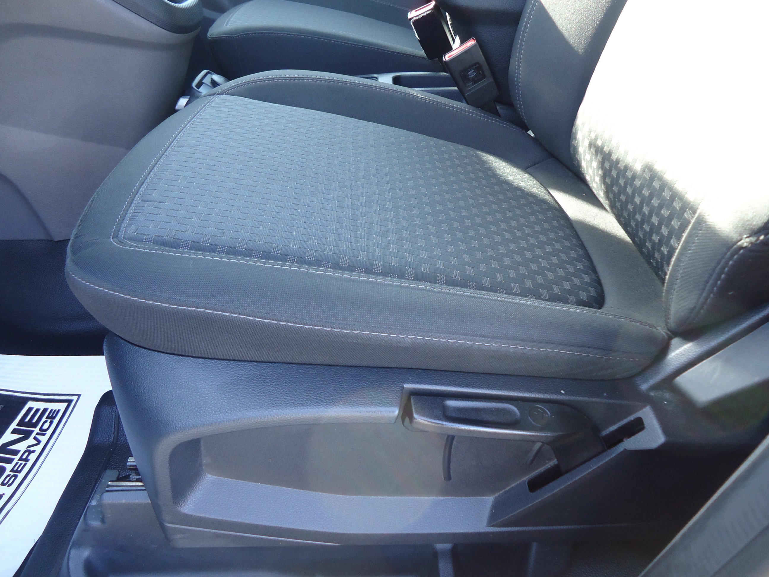 Used 2023 Ford Transit Connect XLT image 22