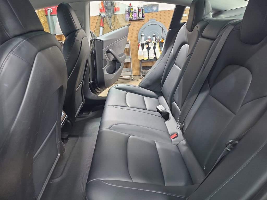 Used 2018 Tesla Model 3 Long Range image 13