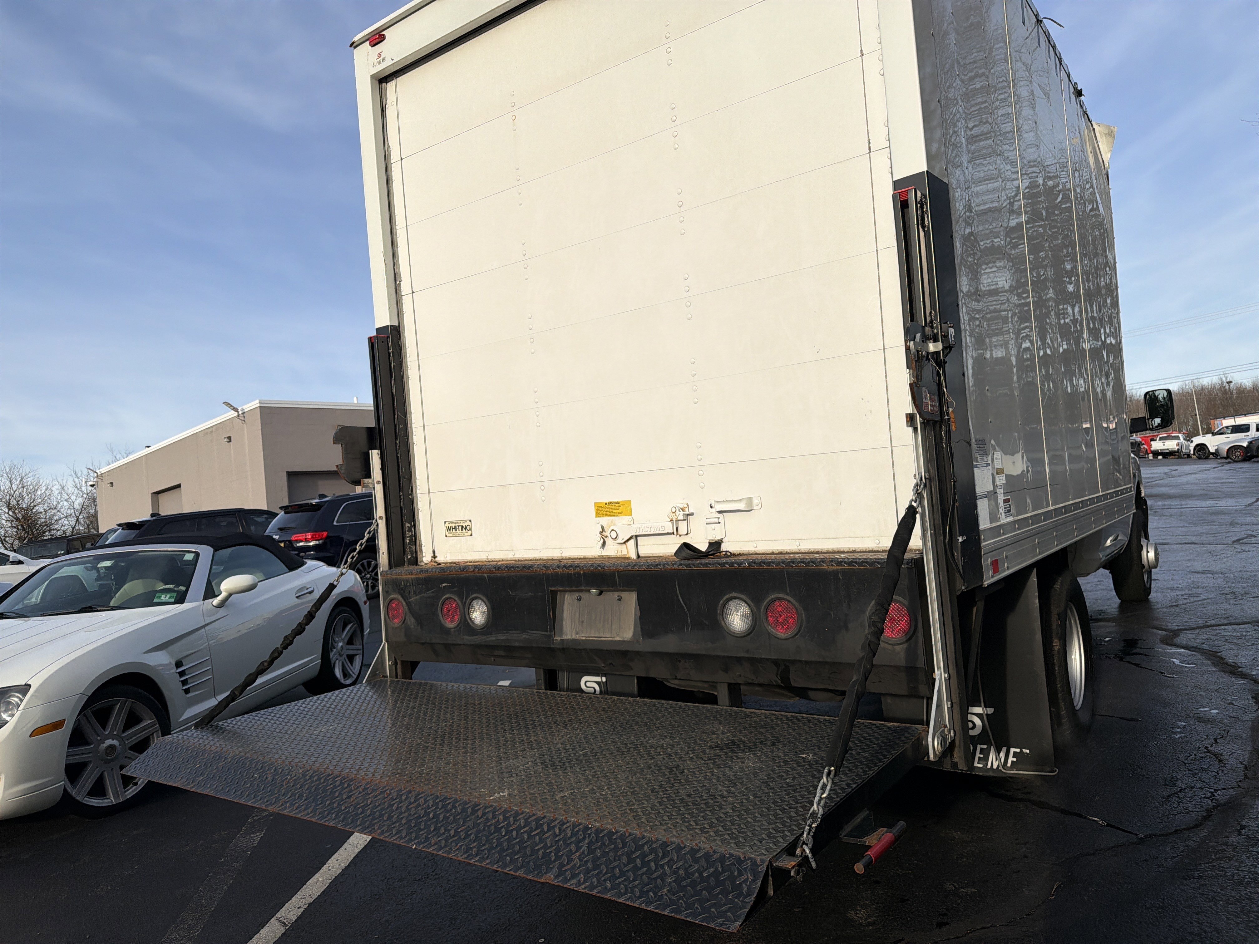 Used 2018 RAM 3500 Tradesman w/ Power & Remote Entry Group image 9