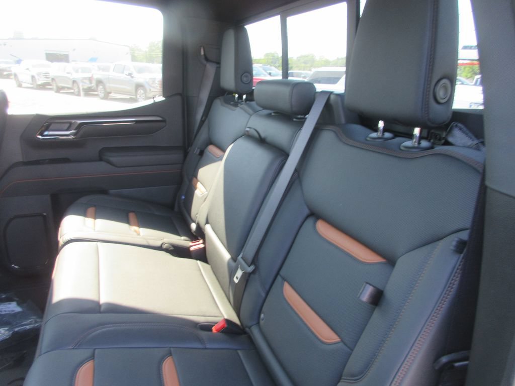 New 2026 GMC Sierra 1500 AT4 w/ AT4 Premium Package AWD/4WD image 16