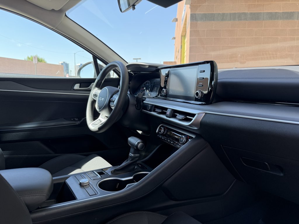 Used 2024 Kia K5 LXS FWD image 37