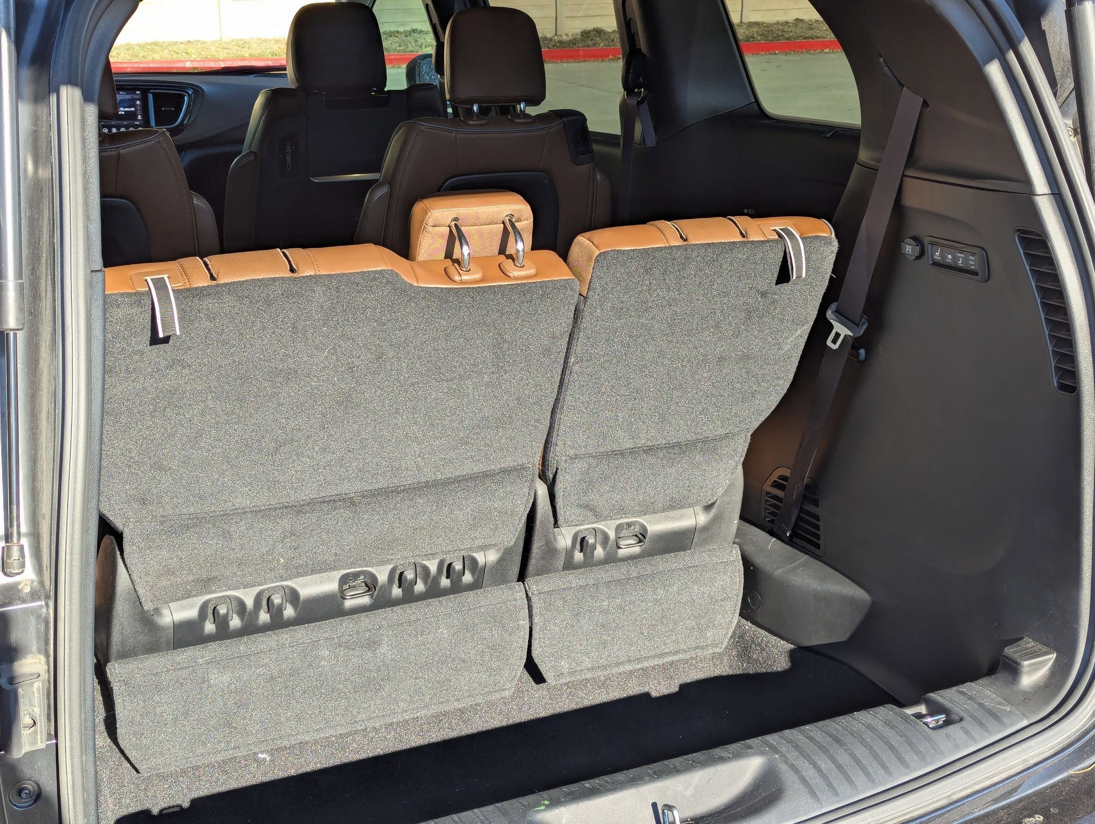 Used 2019 Chrysler Pacifica Limited image 22