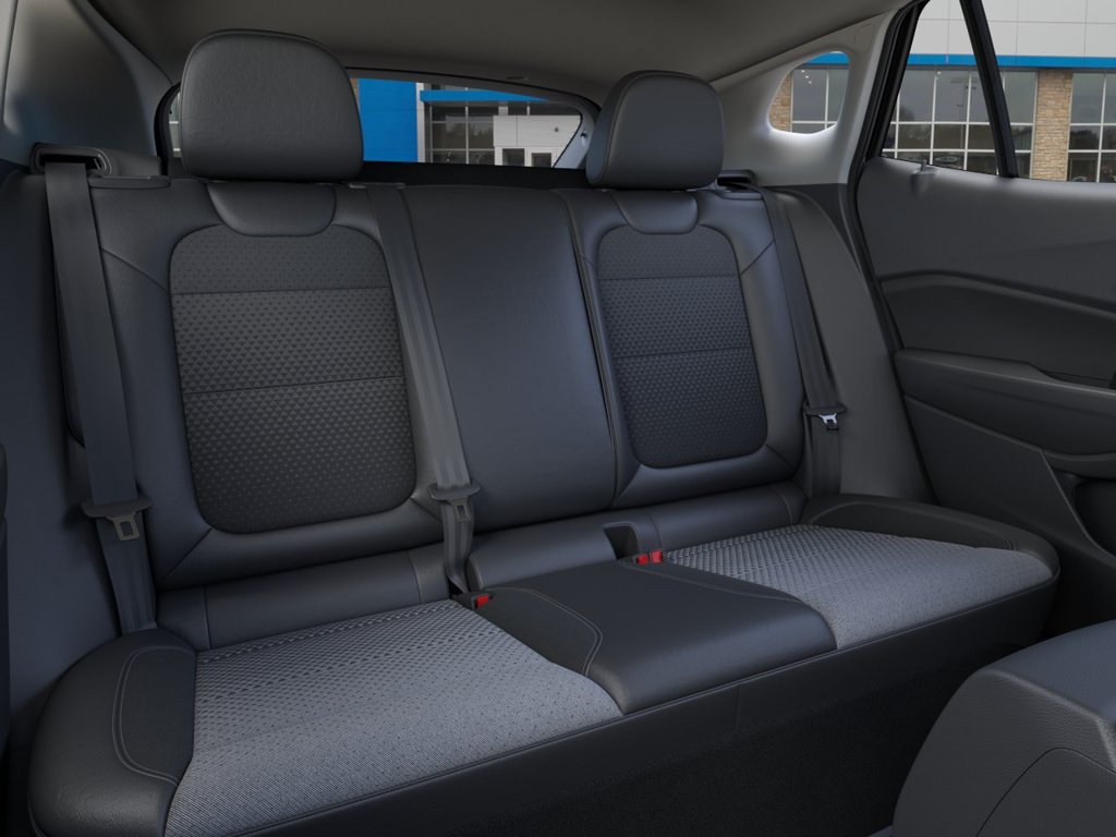 New 2026 Chevrolet Trax LT w/ Driver Confidence Package FWD image 17