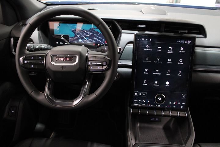 New 2026 GMC Terrain AT4 w/ Convenience Package III image 26