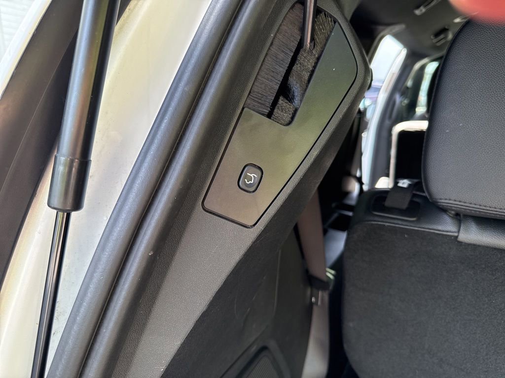 Used 2020 Dodge Grand Caravan GT FWD image 15