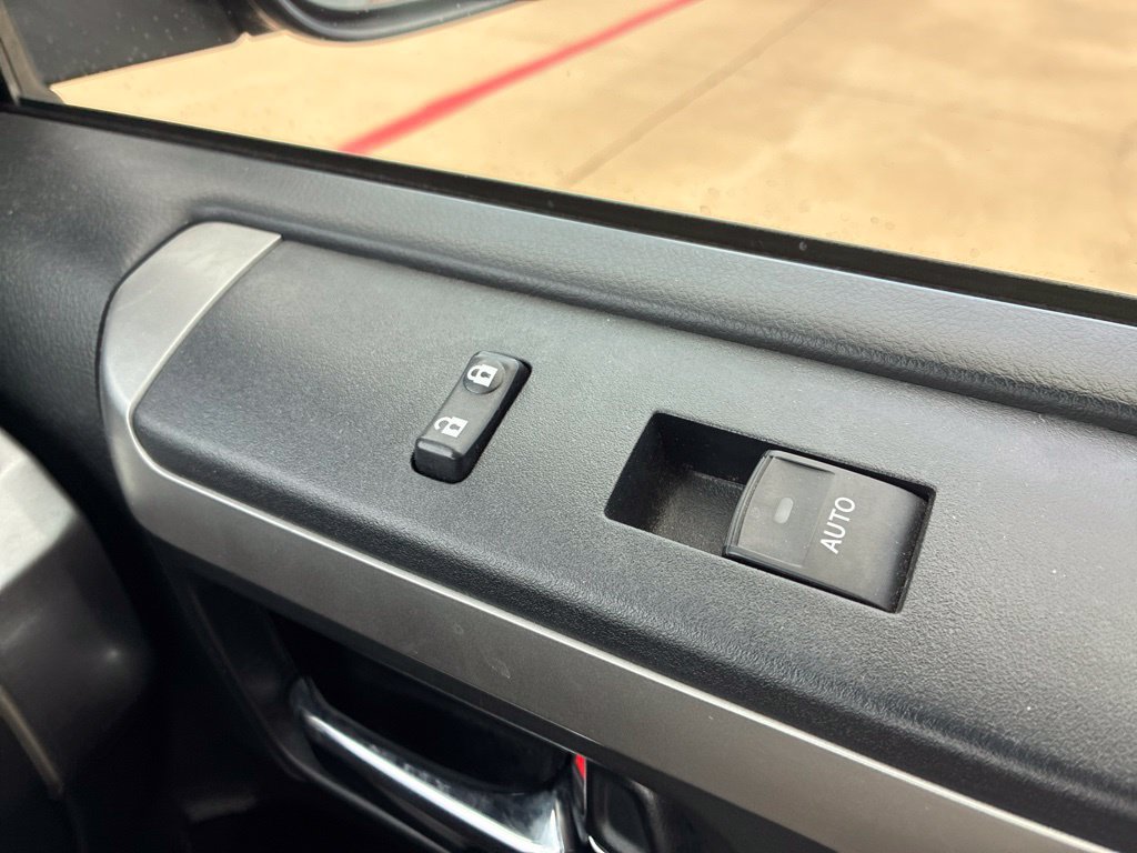 Used 2018 Toyota 4Runner SR5 RWD image 7