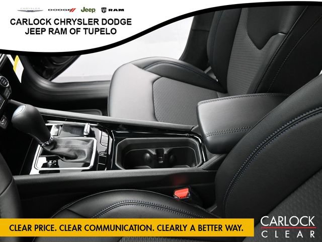 New 2026 Jeep Compass Latitude w/ Sun and Sound Group AWD/4WD image 19