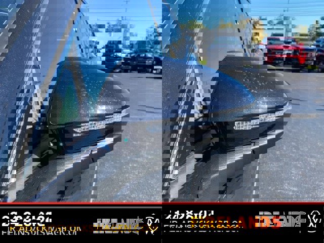 New 2025 Volkswagen Tiguan S image 12