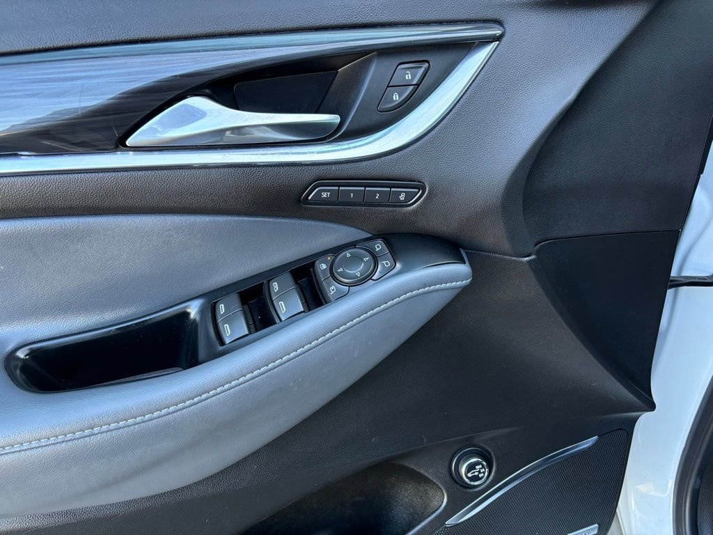 Used 2024 Buick Enclave Premium image 20