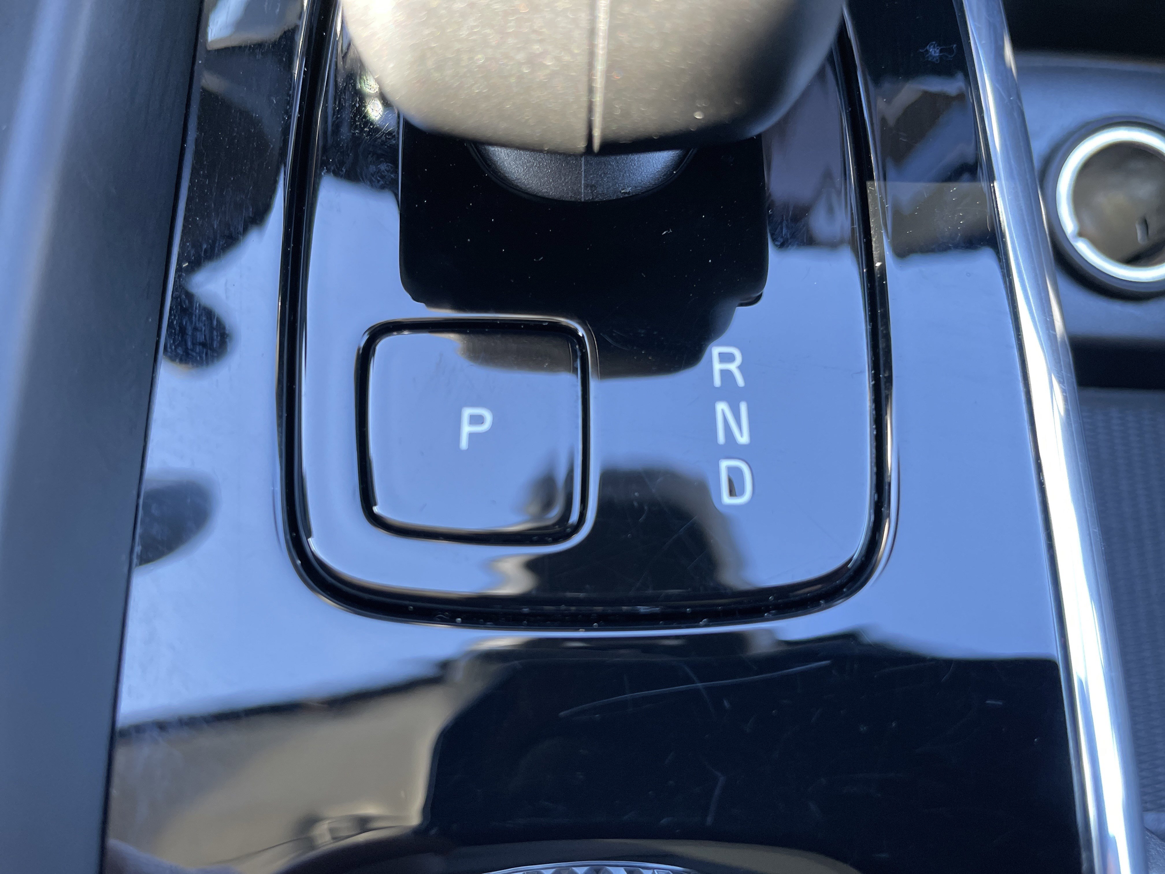 Used 2025 Volvo XC60 B5 Plus image 49