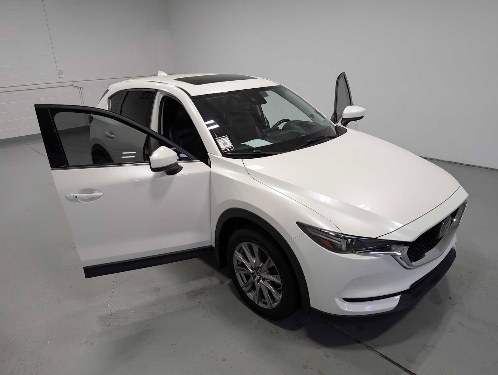 Used 2019 MAZDA CX-5 Grand Touring w/ GT Premium Package AWD/4WD image 16