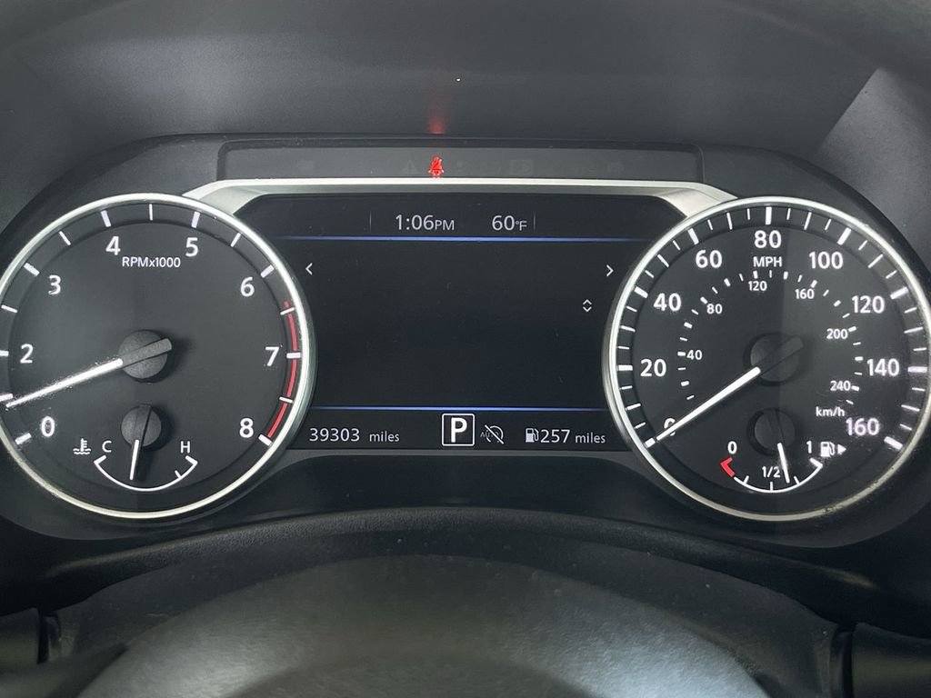 Used 2024 Nissan Sentra SV w/ Trunk Package image 11