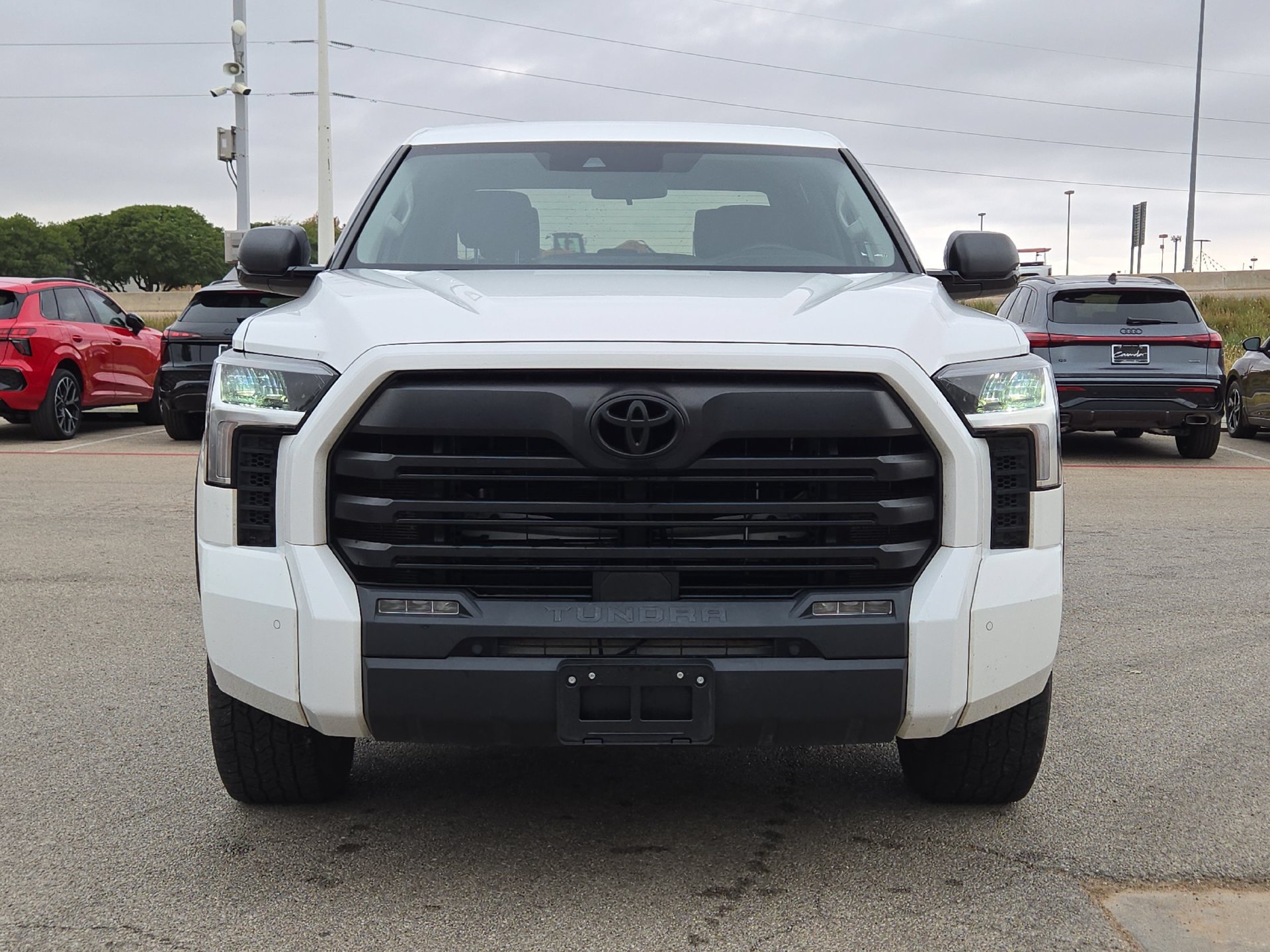 Used 2023 Toyota Tundra SR5 w/ SR5 Convenience Package AWD/4WD image 10