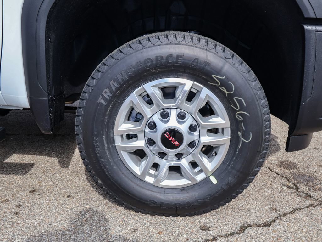 New 2026 GMC Sierra 2500 Pro image 24