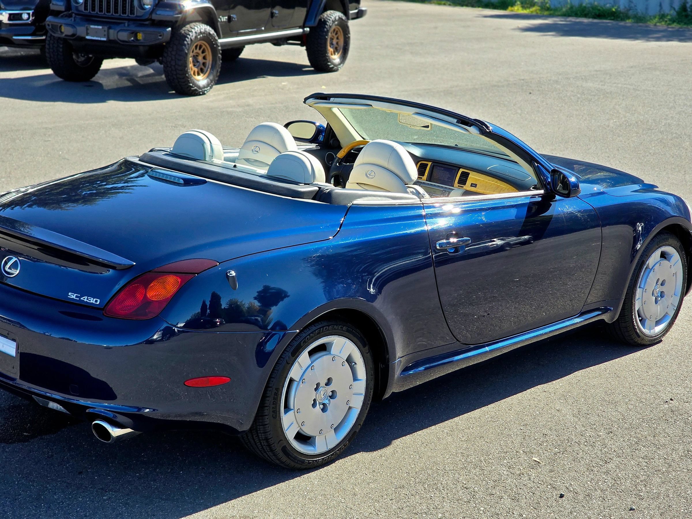Used 2005 Lexus SC 430 Convertible RWD image 15