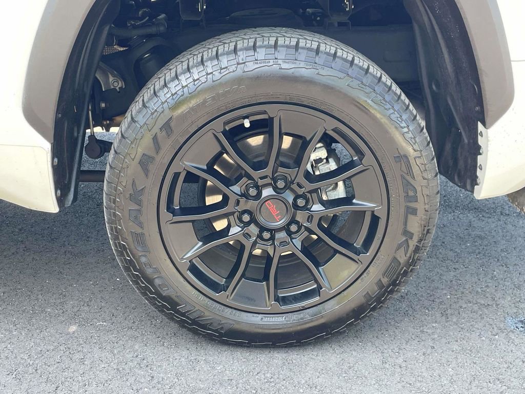 Used 2022 Toyota Tundra SR5 w/ SR5 Convenience Package image 26