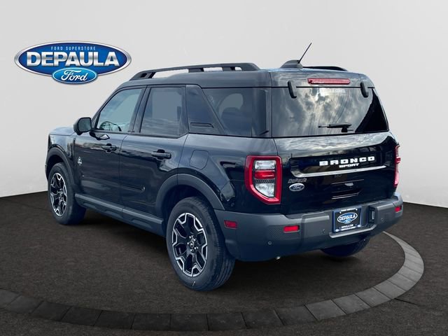 Used 2025 Ford Bronco Sport Outer Banks w/ Outer Banks Tech Package+ AWD/4WD image 3