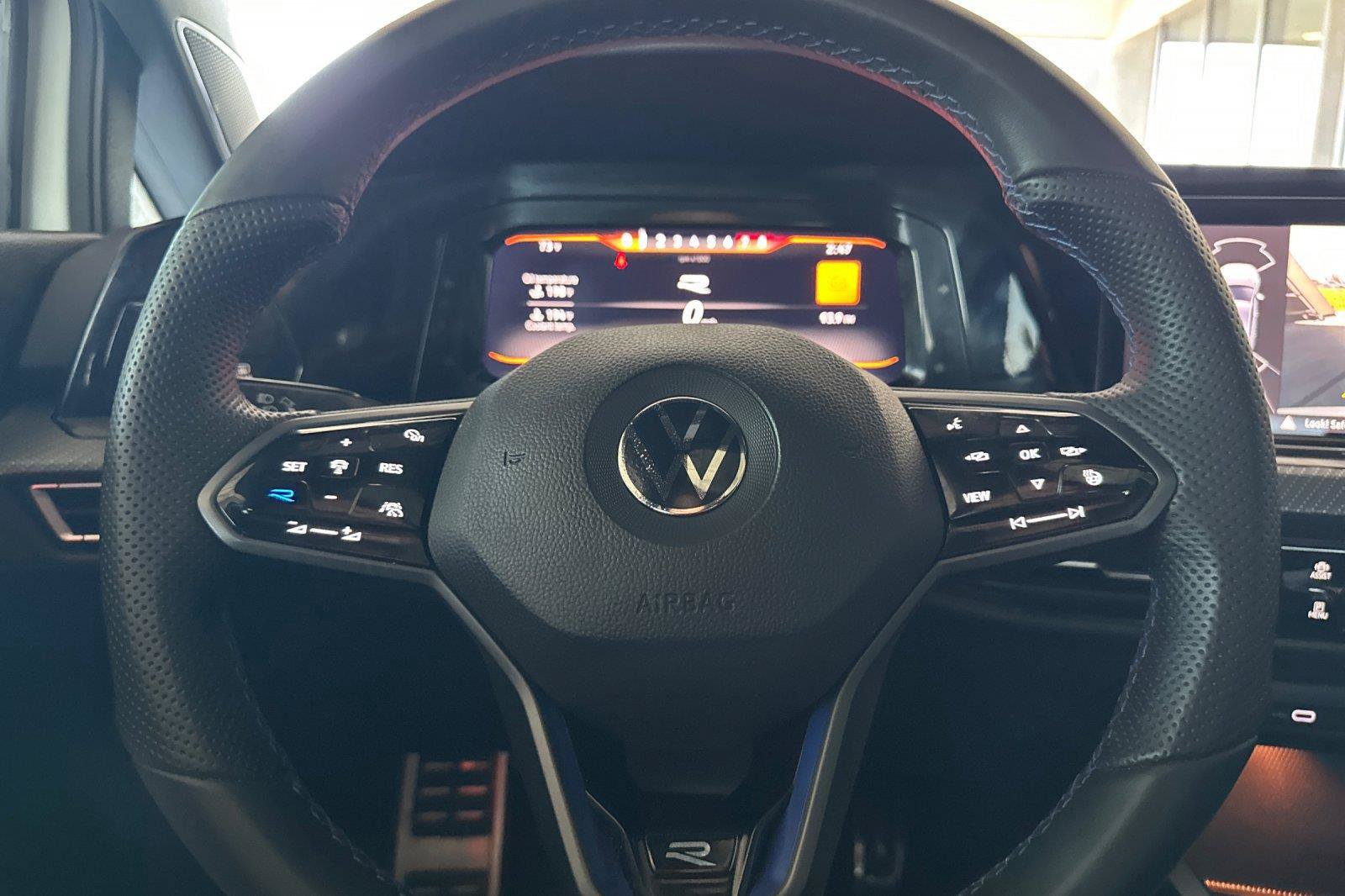Certified 2022 Volkswagen Golf R AWD/4WD image 24
