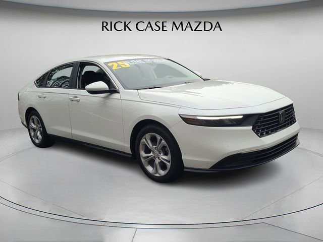 Used 2025 Honda Accord LX image 4