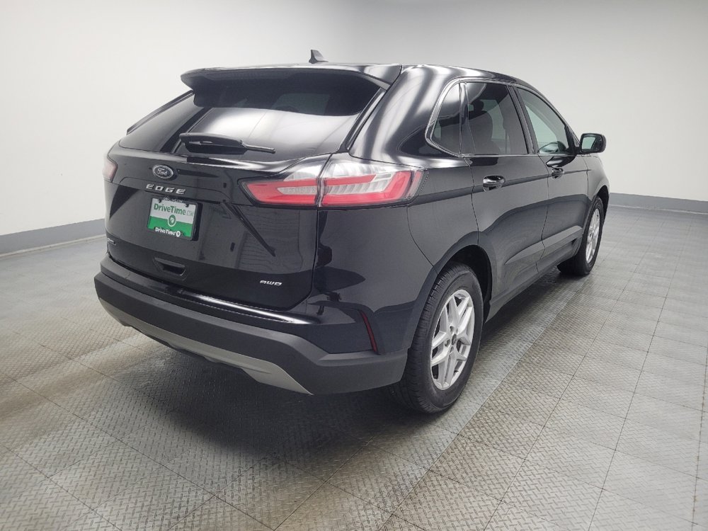 Used 2023 Ford Edge SEL image 9