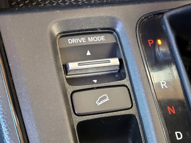 Used 2024 Honda CR-V Sport image 15