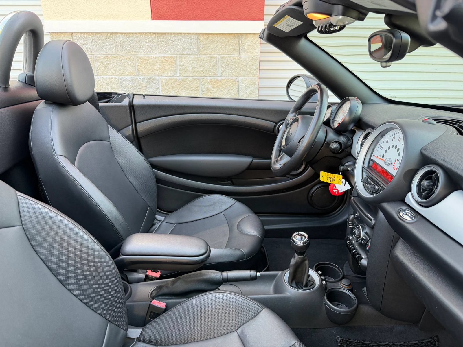 Used 2013 MINI Cooper Roadster FWD image 79